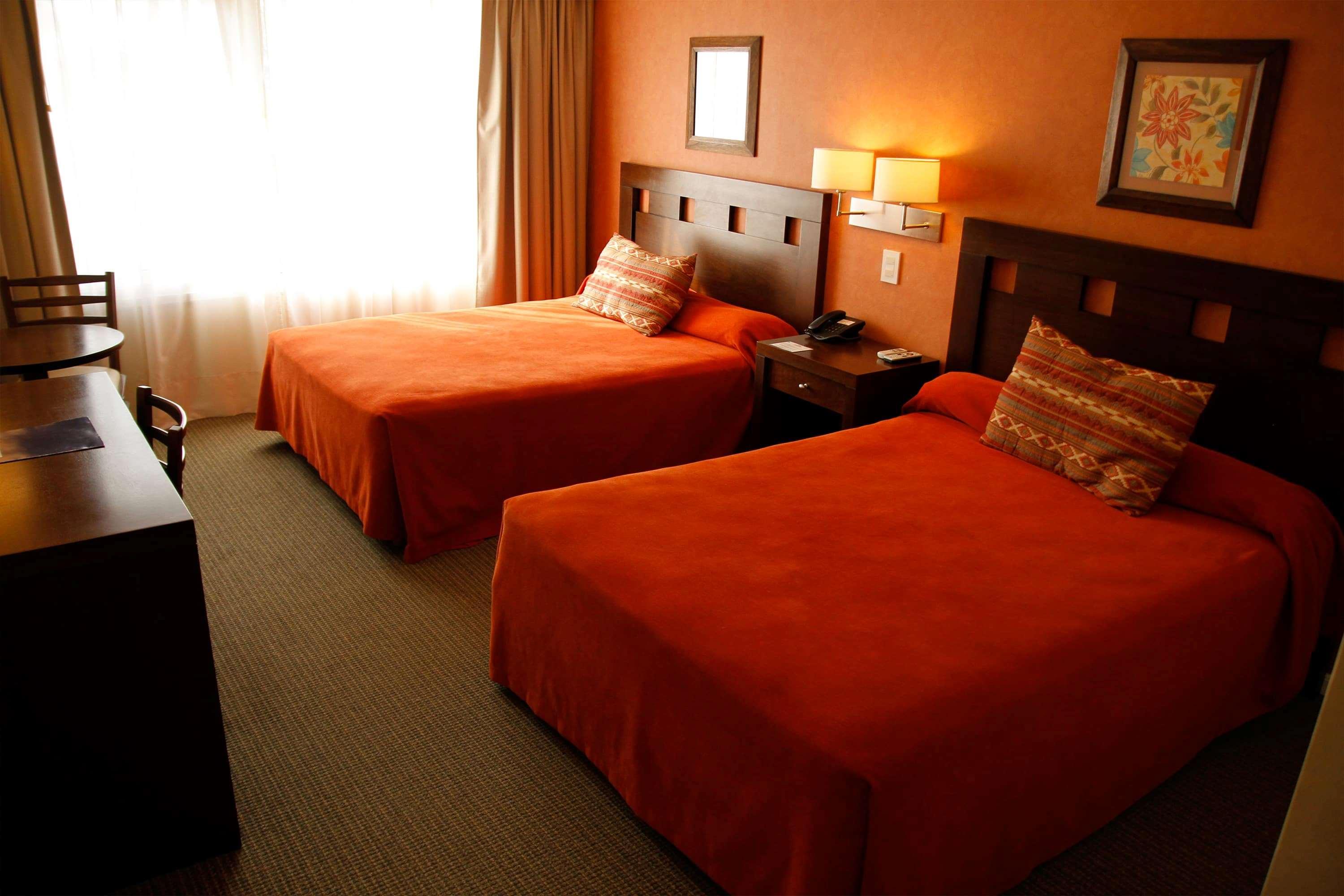 Hotel Howard Johnson Trenque Lauquen Exterior foto